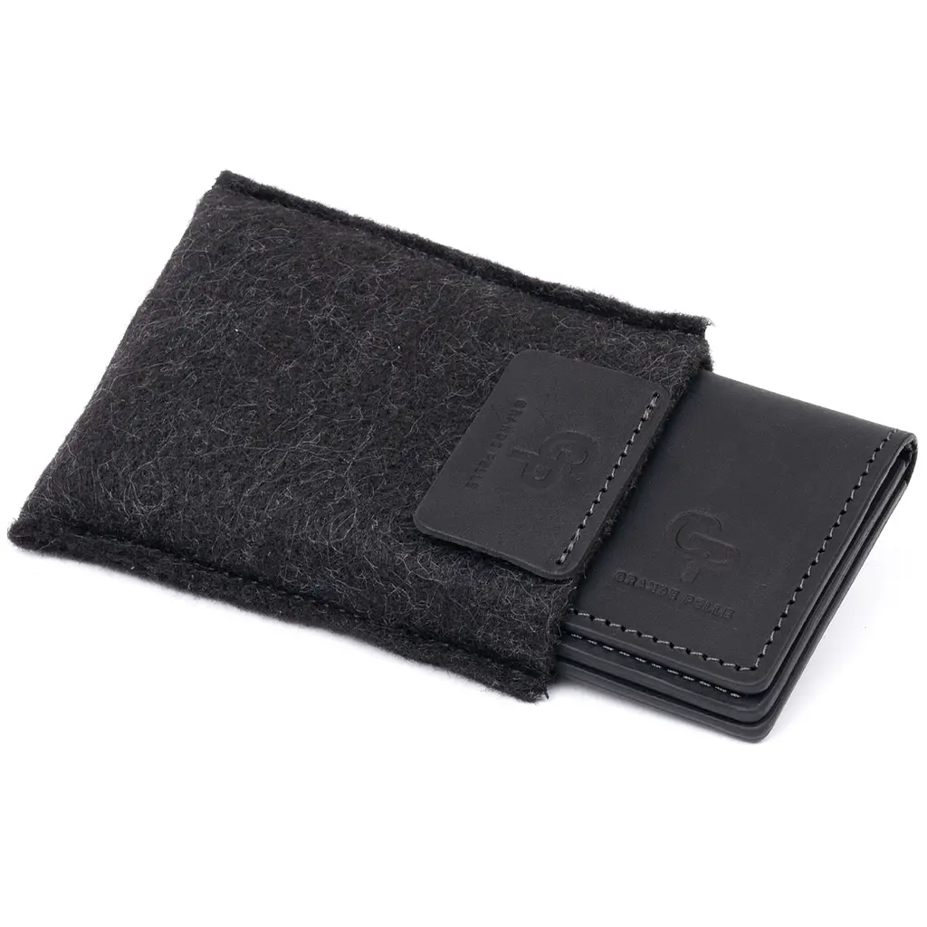 Шкіряна обкладинка на паспорт GRANDE PELLE 9,7х7х1,3 см acs0015965 - фото 5