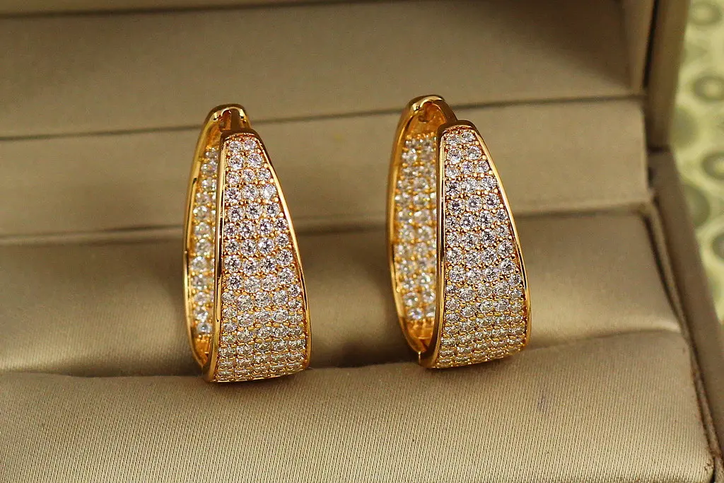 Сережки кільця Хuping Jewelry Сяйво Олімпу 2,5 см золотисті