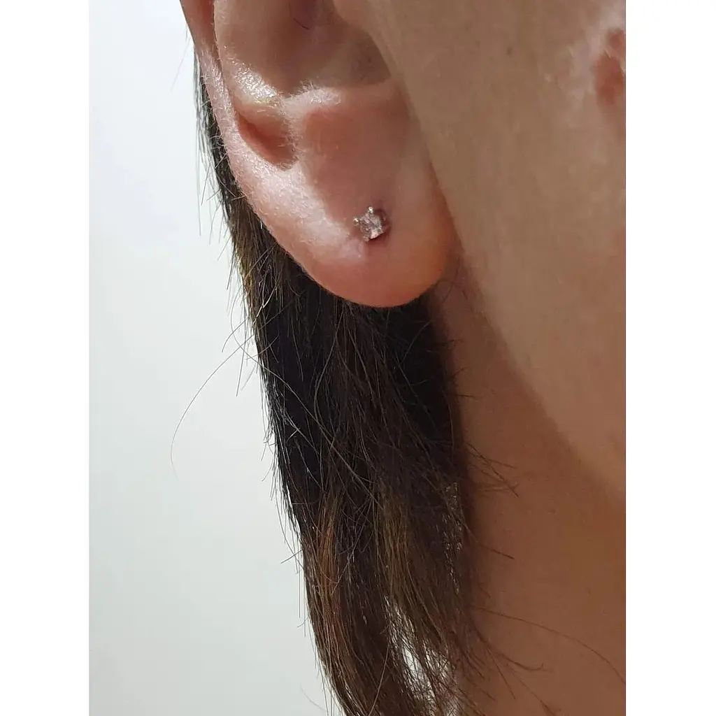 Срібна моносережка пуссета Dear з фианитом. 3003.9С - фото 2