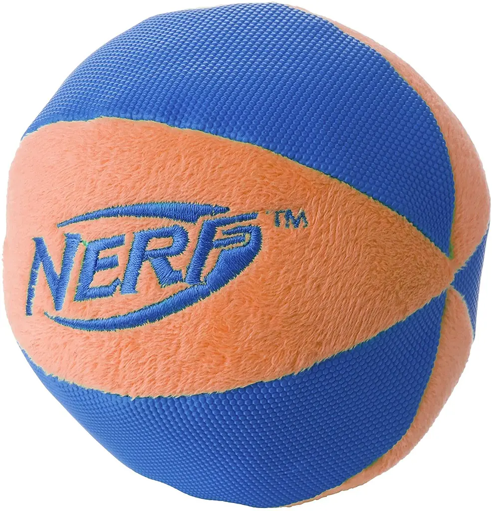 Іграшка для собак Nerf Dog Trackshot Ball з інтерактивною пищалкою і хрускотом - фото 3