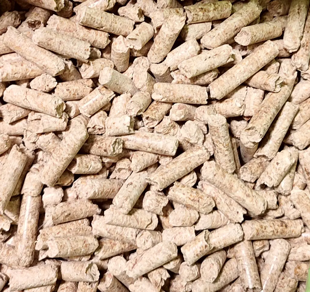 Наповнювач для туалету для домашніх тварин EcoWood деревинний 7 кг E-800580 - фото 2