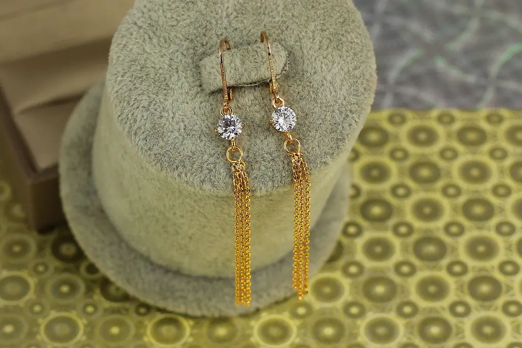 Сережки Xuping Jewelry підвіски якірні позначки з каменем 6,5 см золотисті - фото 3