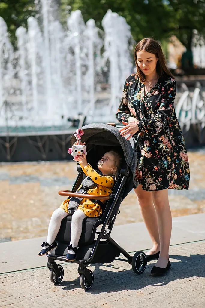 Прогулянкова коляска 4Baby Twizzy XXII Green - фото 10