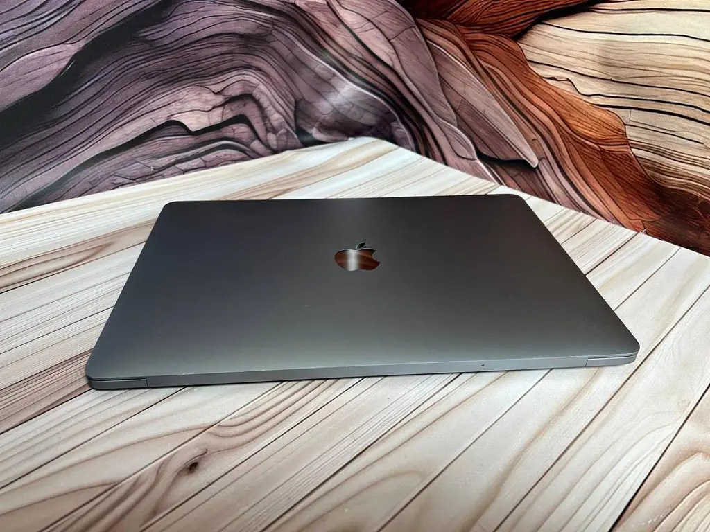 Ноутбук Apple MacBook Air 13" 2020 A2337 M1/16/256 (C02H8452Q05P) Б/в - фото 8