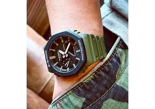 Удароміцні полімерні наручний годинник Casio оригінал Японія G-Shock GA-2110SU-3AER з полімерним ремінцем - фото 2