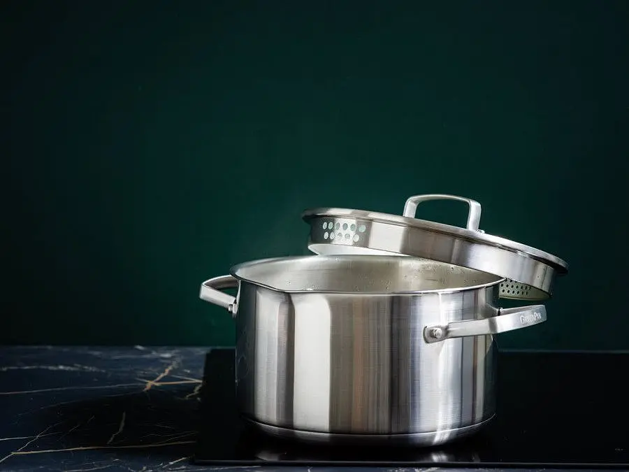 Каструля з кришкою GreenPan Chef's Collection 22 см 4,76 л (CC007731-001) - фото 3