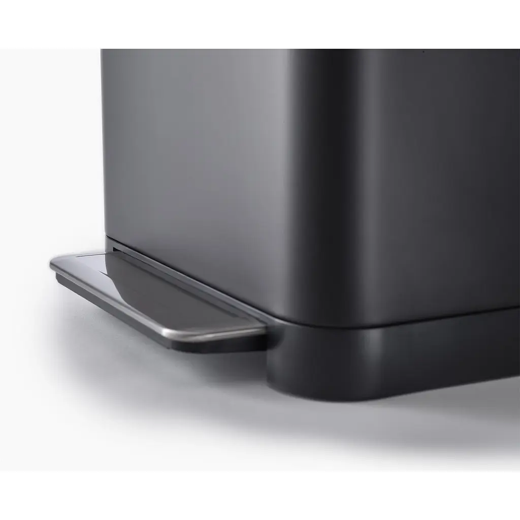 Контейнер для сміття Joseph Joseph Titan Black з ущільнювачем 30 л (30146) - фото 5