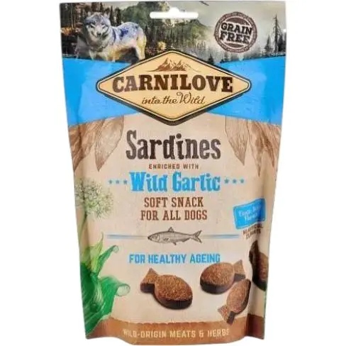 Ласощі для собак Carnilove Dog Semi Moist Сардина та часник 200 г