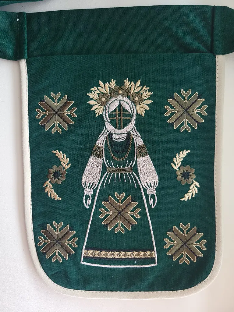 Ладунка Мотанка з вишивкою Зелена, кишенька з вишивкою, гаман жіночий  - фото 3