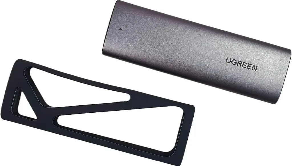 Зовнішня кишеня Ugreen для SSD M.2 (NVMe) M-Key 3.2 Gen2 CM400 Gray (90264) - фото 2
