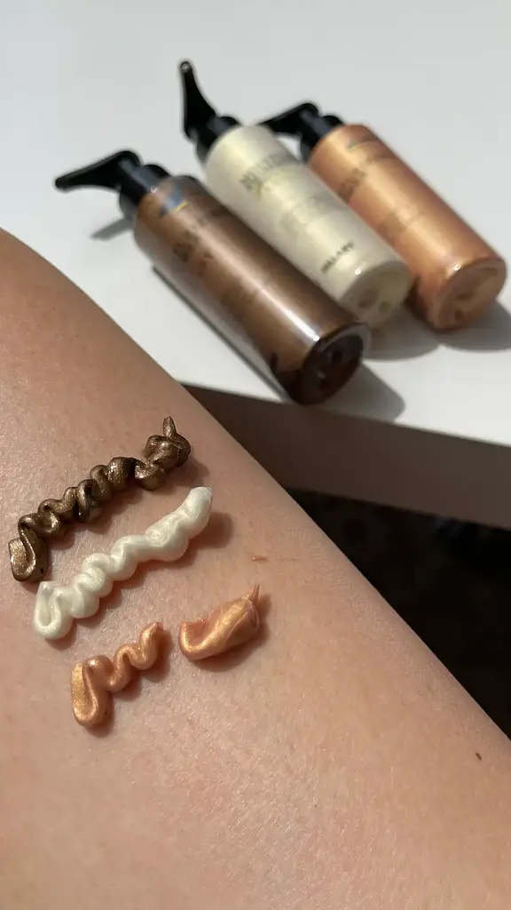 Шиммер крем-гель зволожувальний Nudе Rose Moisturizing Shimmer Hillary 100 мл - фото 4