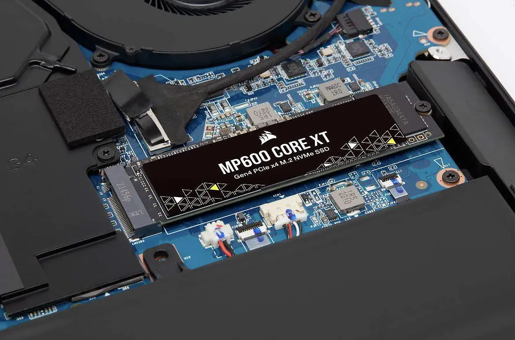 SSD накопичувач Corsair MP600 CORE XT 4 ТБ (CSSD-F4000GBMP600CXT) - фото 4