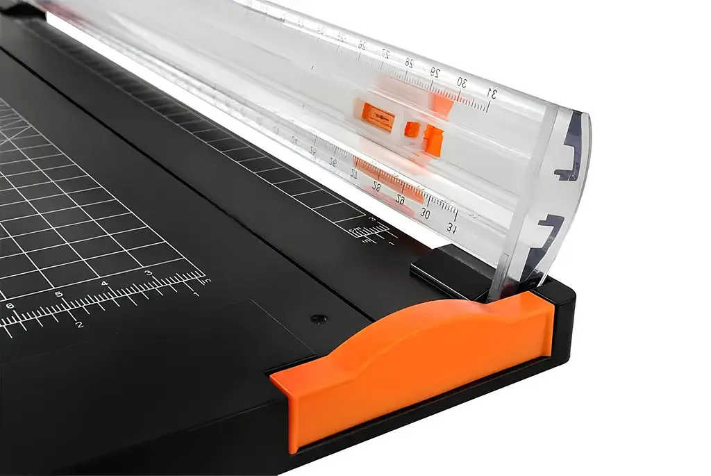Різак для паперу - тример Paper Cutter із сантиметровою і дюймовою лінійкою розміткою кута - фото 7