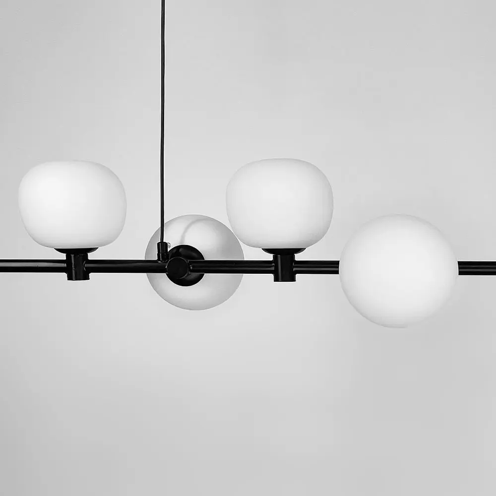 Люстра на 5 белых плафонов в черном удлиненном корпусе 100 см Ст. F 85/5 BK+WT | Line F - фото 2