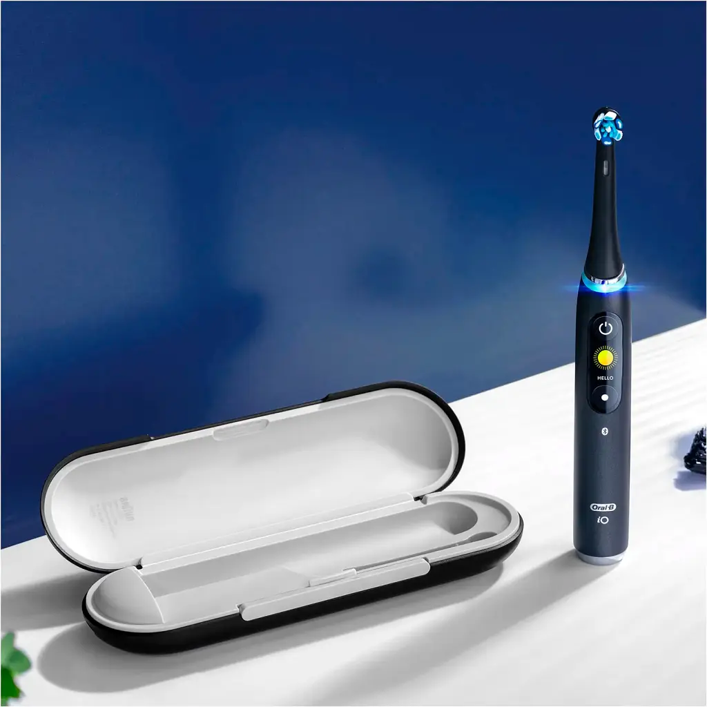 Электрическая зубная щетка Oral-B IOM9.1B2.2AD Black Onyx - фото 7