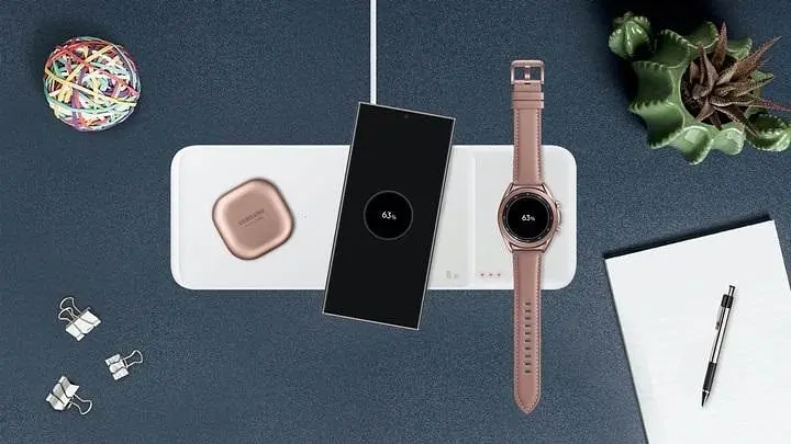 Безпровідний зарядний пристрій Samsung Wireless Charger Trio charger Білий (EP-P6300TWEGRU) - фото 6