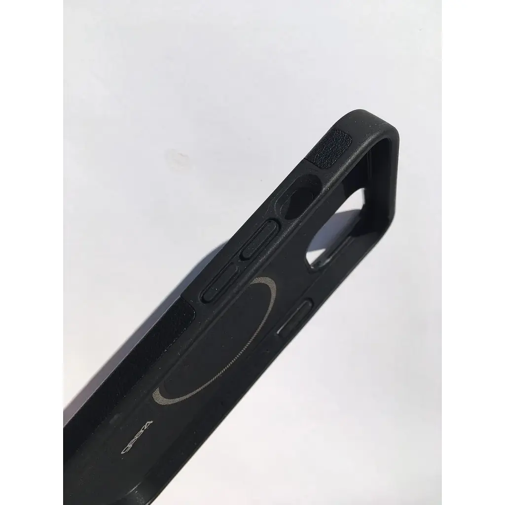 Противоударный чехол Gear4 Brooklyn MagSafe для iPhone 13 Black 702008227 - фото 8