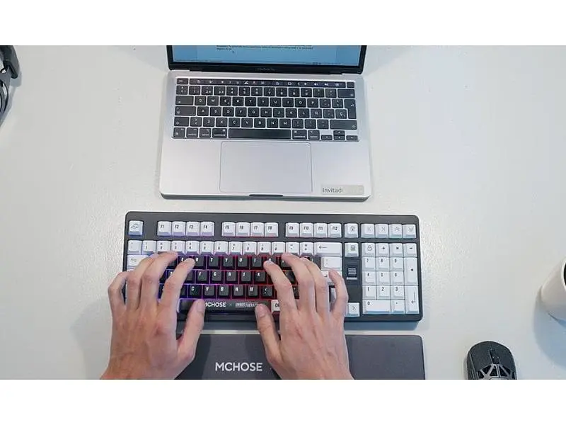 Клавіатура MCHOSE Unbox Therapy UT98 RGB Icy Creamsicle Switch Wireless Classic Therapy (HW-UT98-1) - фото 3