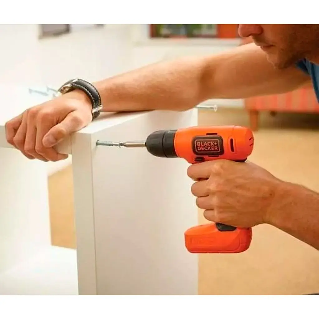 Дриль-шуруповерт Black+Decker BDCD8 7.2V 1.5Ah [89318] - фото 5