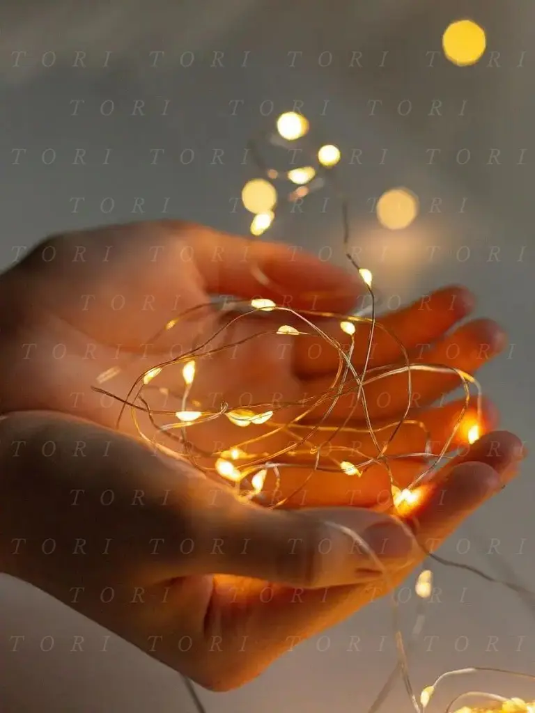 Світлодіодна новорічна LED гірлянда-нитка “Краплі роси” 100 LED 10 м, на батарейках + USB (теплий білий) - фото 3