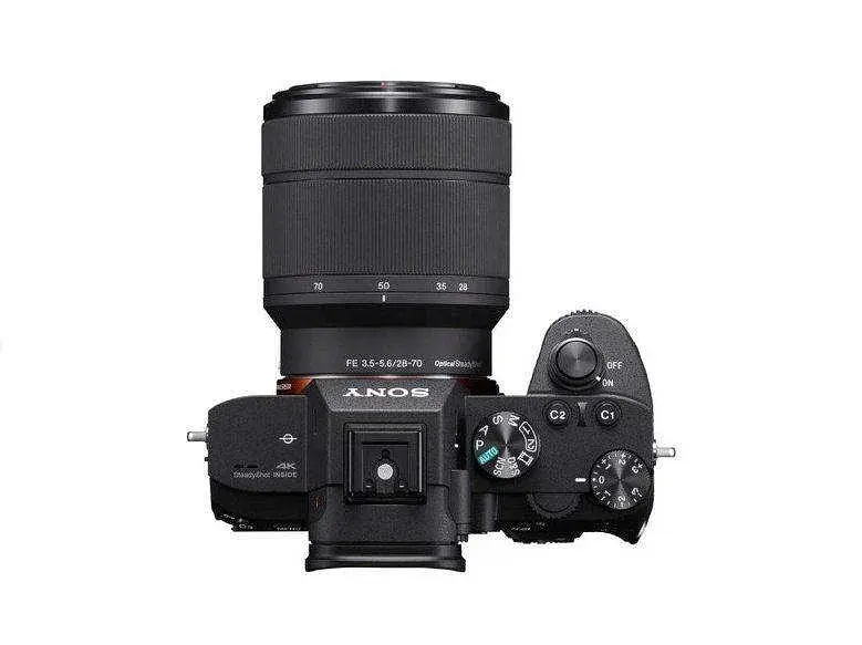 Беззеркальный фотоаппарат Sony Alpha A7 III kit (28-70mm) (ILCE7M3KB) - фото 4
