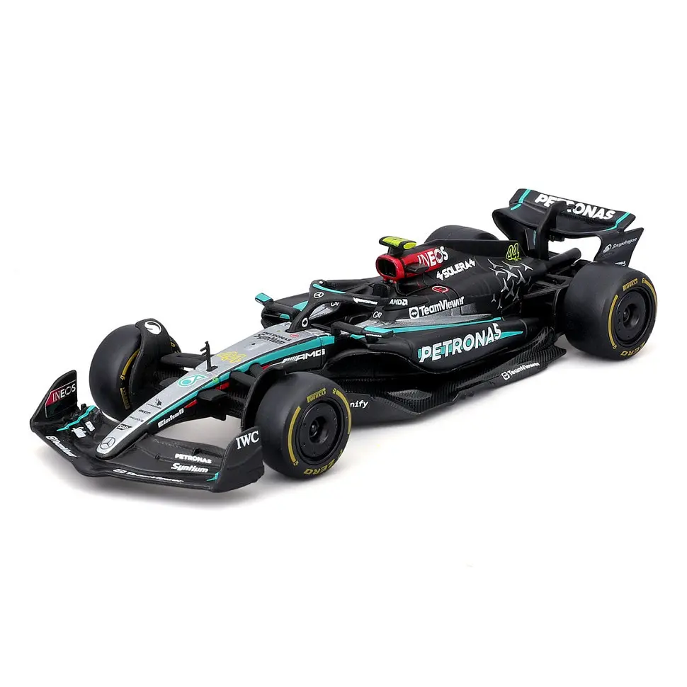 Колекційна автомодель Mercedes-AMG F1 W15 Performance (2024) Bburago 18-38208, 1:43 масштаб - фото 6