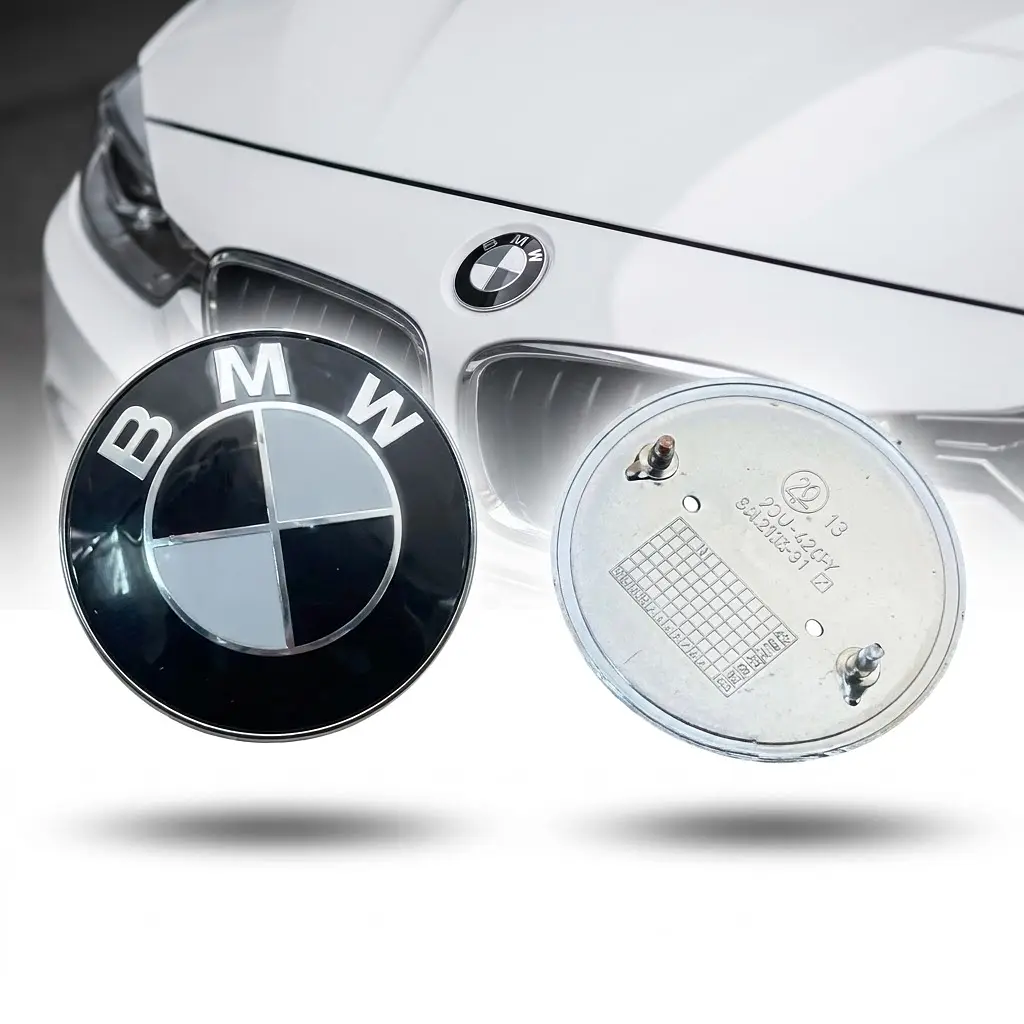 Емблема капота Bmw 82 мм пластик + Метал на 2 штифтах Чорно-Біла (OEM 51148132375) - фото 3
