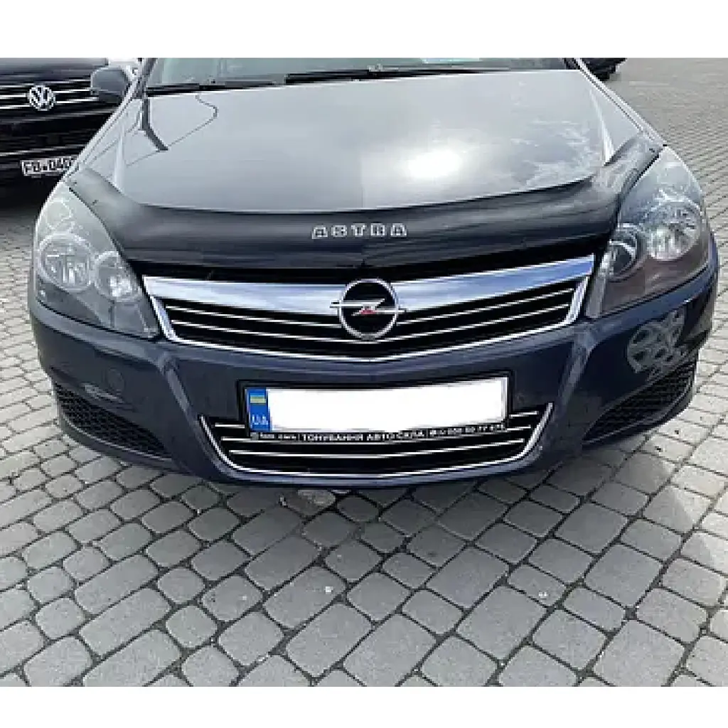 Дефлектор капоту мухобійка для Opel Astra H 2004-2009 Євро Кріплення (Voron Glass) MO10804 - фото 2