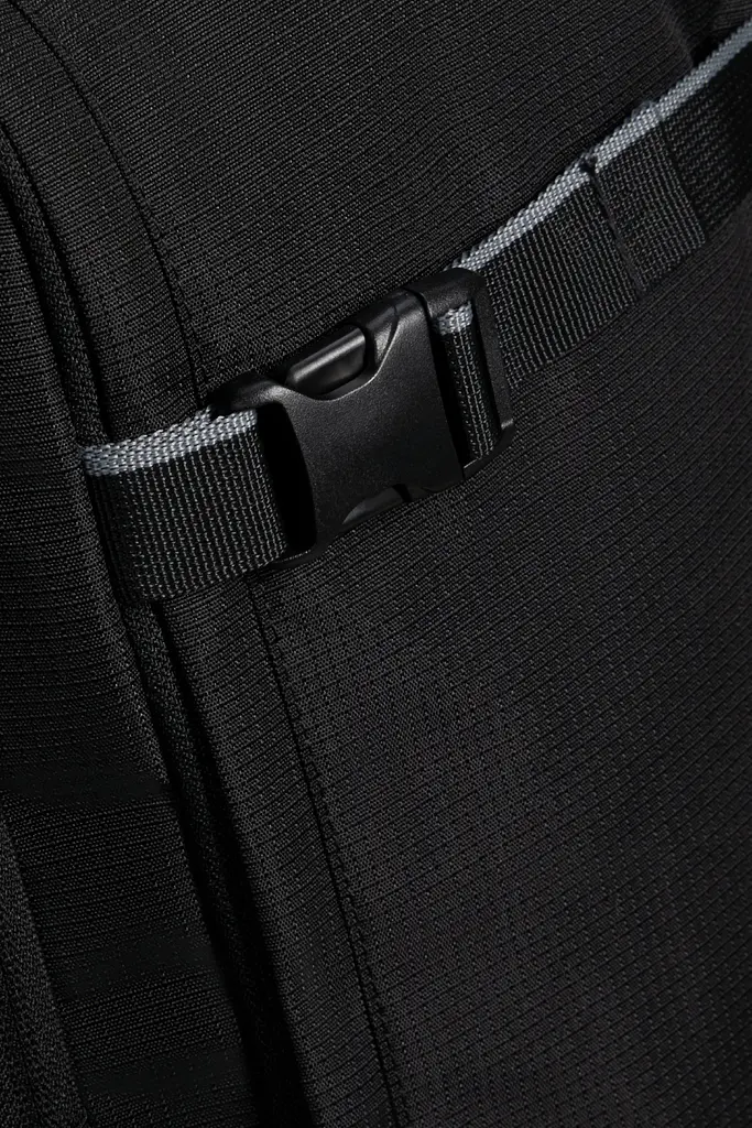 Рюкзак S American Tourister TAKE2CABIN BLACK 40x25x20 91G*09004 - фото 11