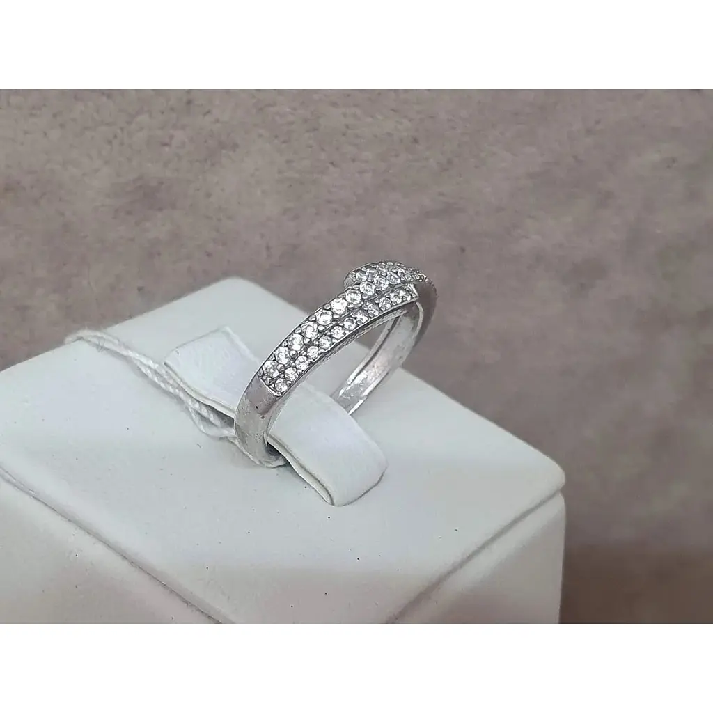 Серебряное кольцо Агни Дорожка с фианитами. 1878/9Р-CZ белый 18 - фото 4