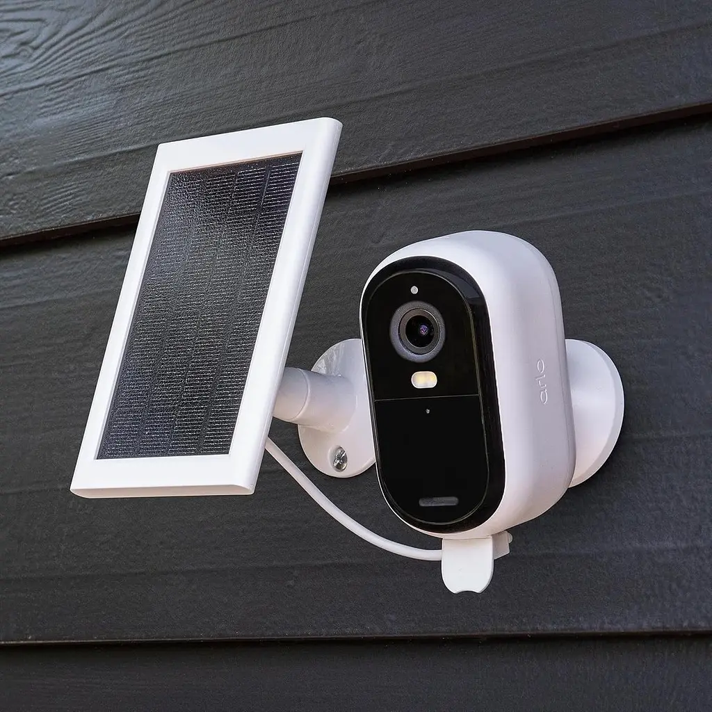 Зарядний пристрій для сонячних панелей Arlo Essential (2-го покоління) - сертифікований аксесуар Arlo - Працює з вуличною камерою - фото 6