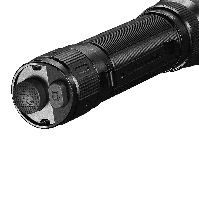 Ручной тактический фонарь Fenix TK20R V2.0 3000лм зарядка через Type-C (Черный) - фото 3