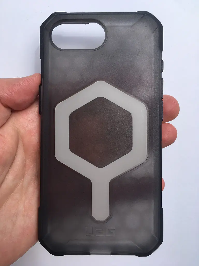 Оригінальний протиударний чохол iPhone 16e / 17e UAG Essential Armor MagSafe ASH 114496113131 - фото 3