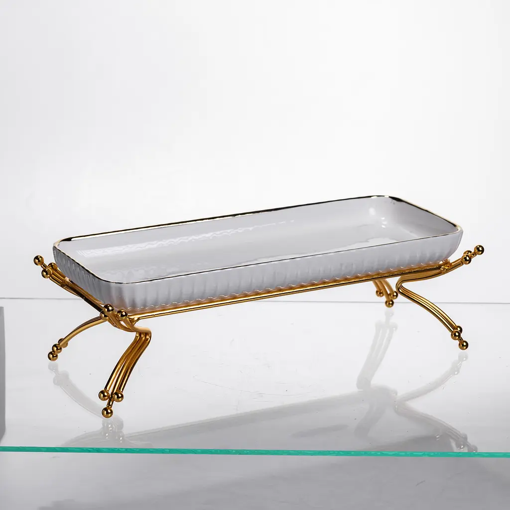 Фарфоровое сервировочное блюдо на металлической подставке 29.5×12×9 (см) блюдо для подачи закусок Белый с золотом Yiwu LB-1565G - фото 3