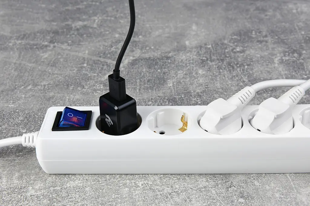 Подовжувач мережевий 5 розеток 3 метри 2E Power Extension 5 Type F 3m 16 A White - фото 7