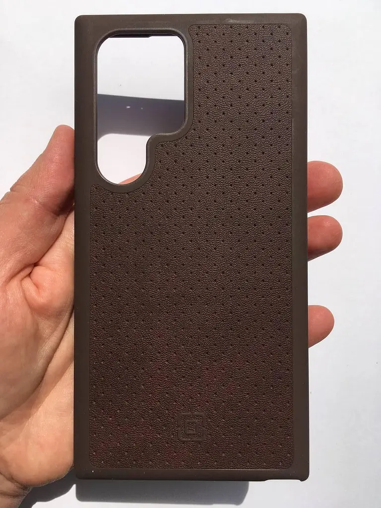 Протиударний оригінальний шкіряний чохол для Samsung Galaxy S24 Ultra Incipio Protective Leather Case Brown - фото 2