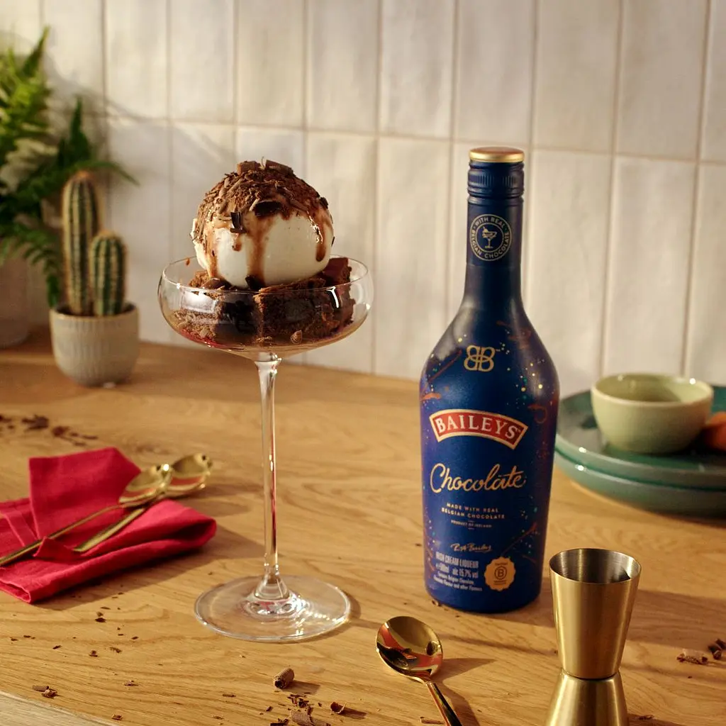Ликер Baileys Chocolate 15.7% 0.5 л - фото 4
