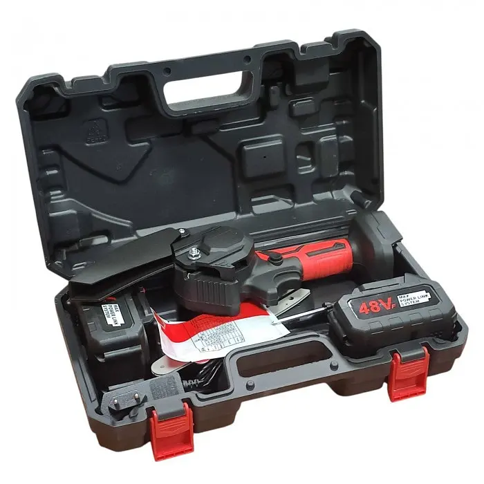 Безщіткова акумуляторна ланцюгова мініпила 6 inch Electric SAW у кейсі 2 акумулятори Червона - фото 7
