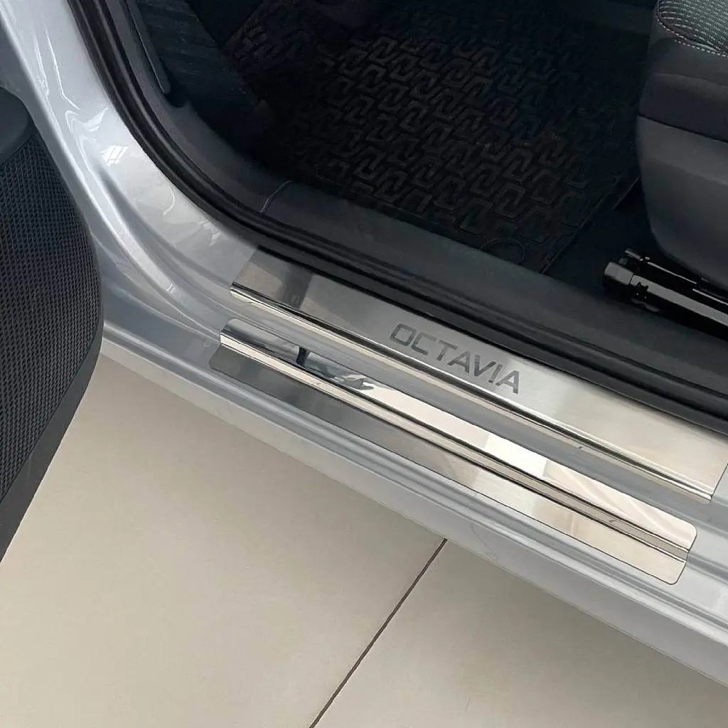Накладки на пороги для Skoda Octavia A8 2020- Нержавіюча сталь із загином та Логотипом 8 шт (Premium P-SK19) - фото 4