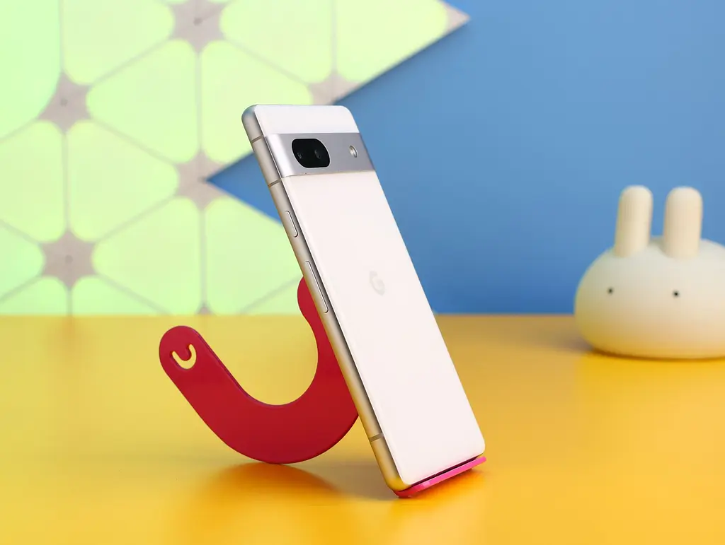 Смартфон Google Pixel 7a 8/128GB Snow Б/В [161996] - фото 5