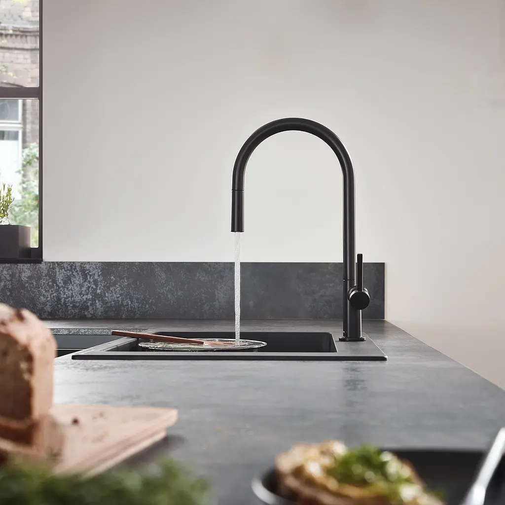 Змішувач Hansgrohe Talis 210 1jet кухонний з витяжним виливом Sbox Matt Black 72803670 Чорний матовий - фото 4