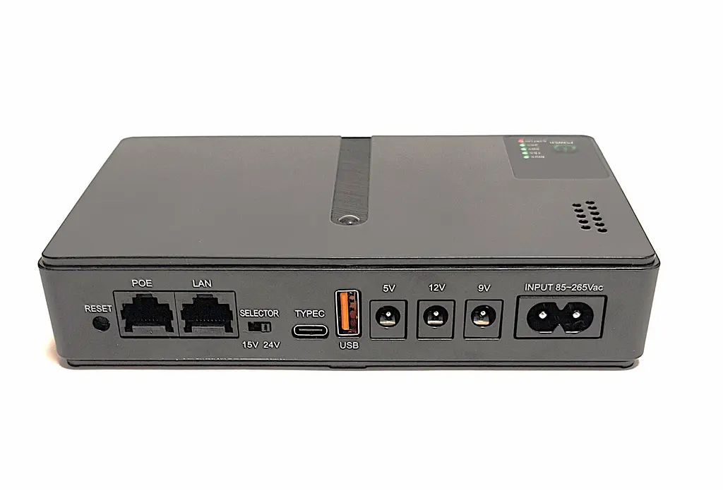 Міні ДБЖ для роутера Voltronic UPS-18W DC1018P 11600mAh 5V 9V 1A PoE 15/24V LAN USB Type-C 10-12 год резервного живлення Black - фото 2