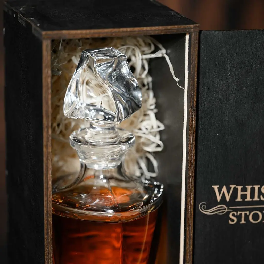 Подарунковий набір віскі Whiskey Stones №11 графин Bohemia Quadro в дерев'яному пеналі - фото 6