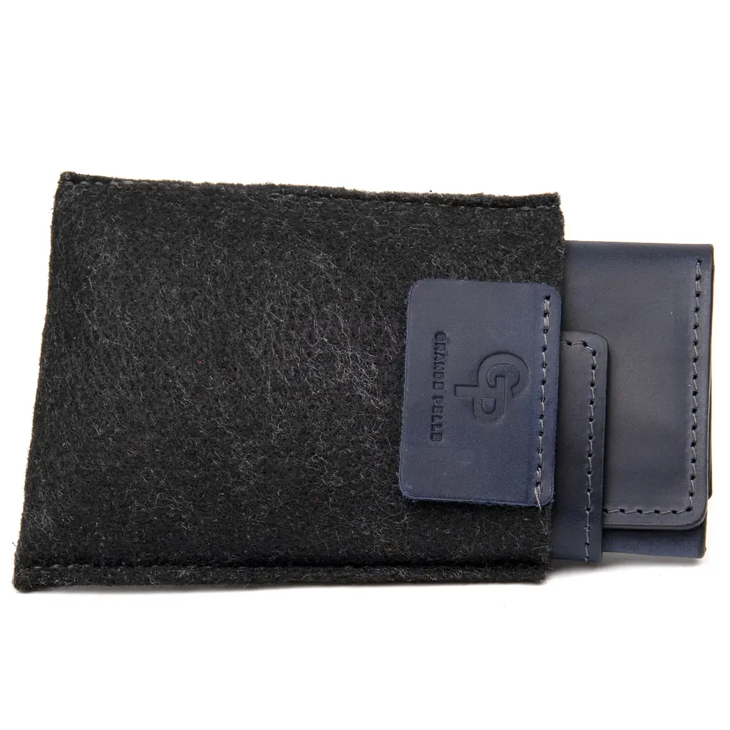 Визитница кожаная GRANDE PELLE 7х10х1.5 см acs0018797 - фото 6