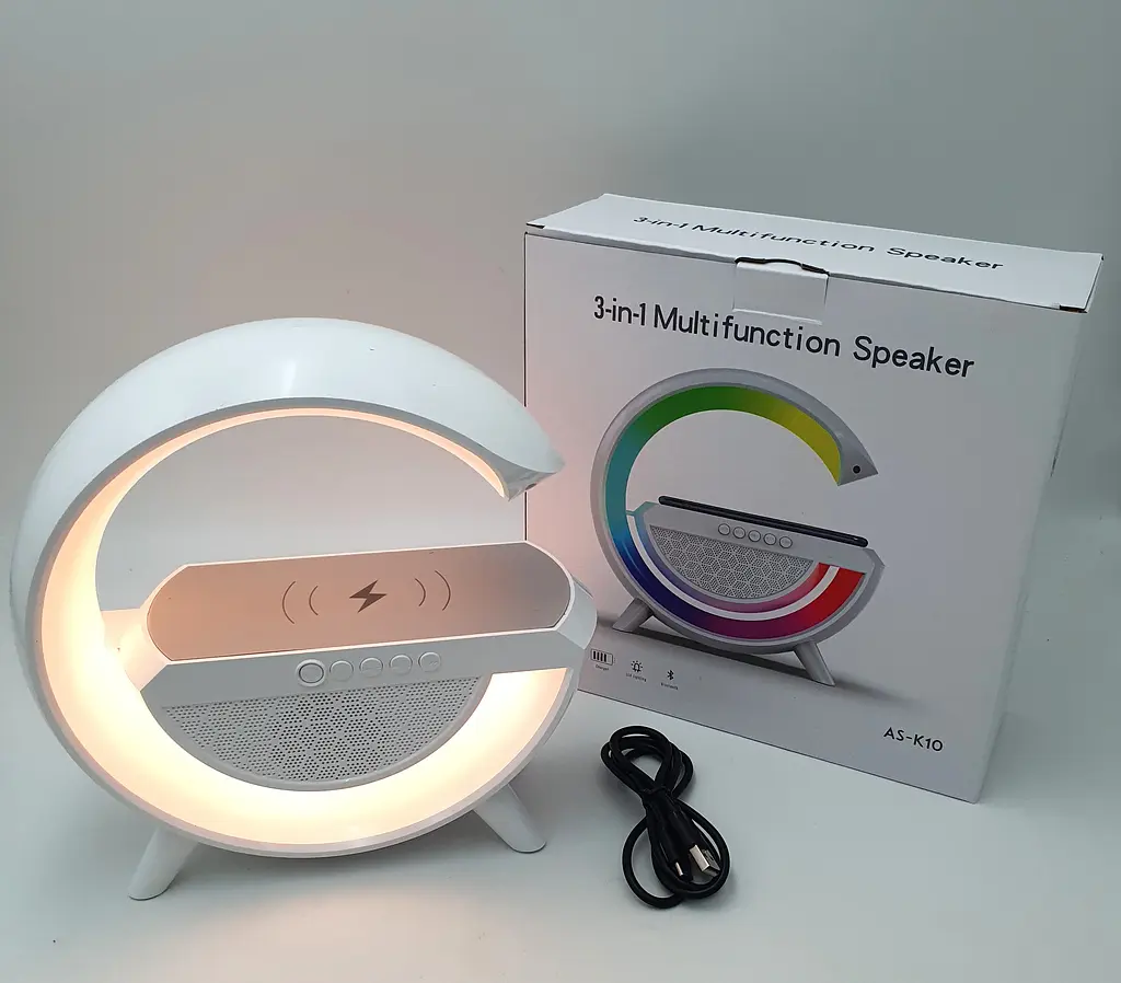 Настільна смарт лампа акумуляторна RGB нічник 3-in-1 з бездротовою зарядкою 15W та Bluetooth колонкою 5W Multifunktion Speaker UKC AS-K10 біла - фото 3