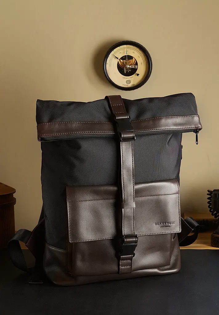 Рюкзак Urban чорний з коричневими вставками - фото 2