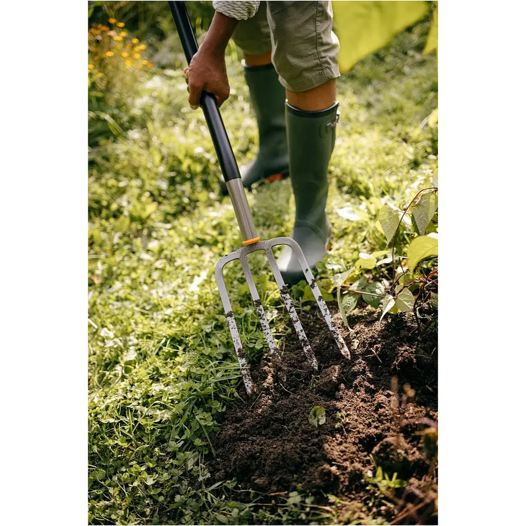 Садові вила Fiskars Ergonomiс (1070679) - фото 5