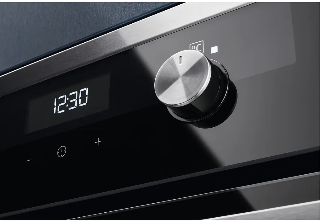 Духова шафа Electrolux KODEF75X2 - фото 3