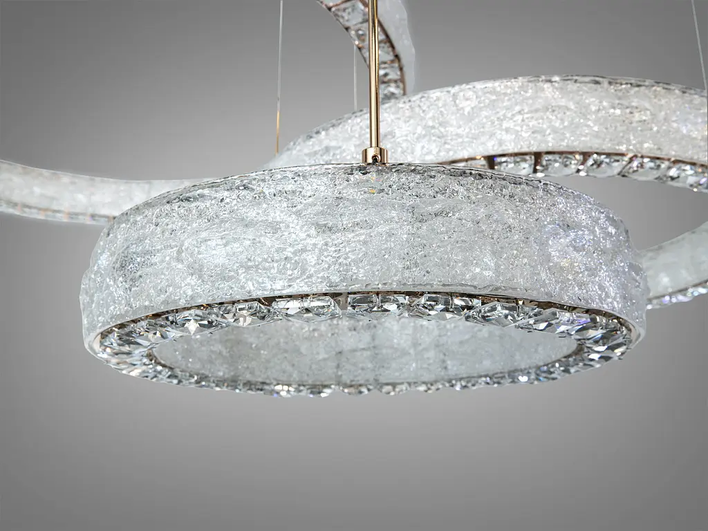Сучасна підвісна LED-люстра Diasha 662/800+600+400GD золото, 3 кільця, 195W, 140 см, 20-35m2 - фото 7
