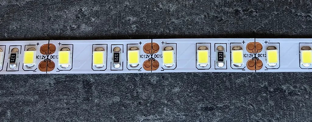LED лента Skarlat LED LV-2835-120 IP20 3000K - фото 2